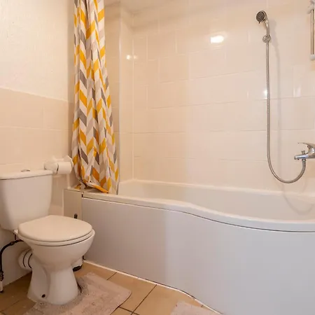Cosy Home By Excel Centre & City Airport Лондон Экстерьер фото