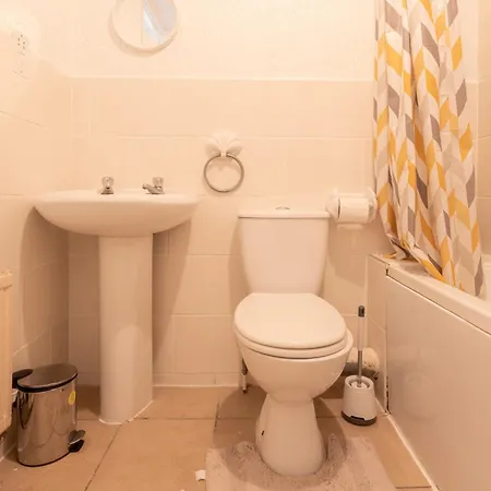 Cosy Home By Excel Centre & City Airport Лондон Экстерьер фото